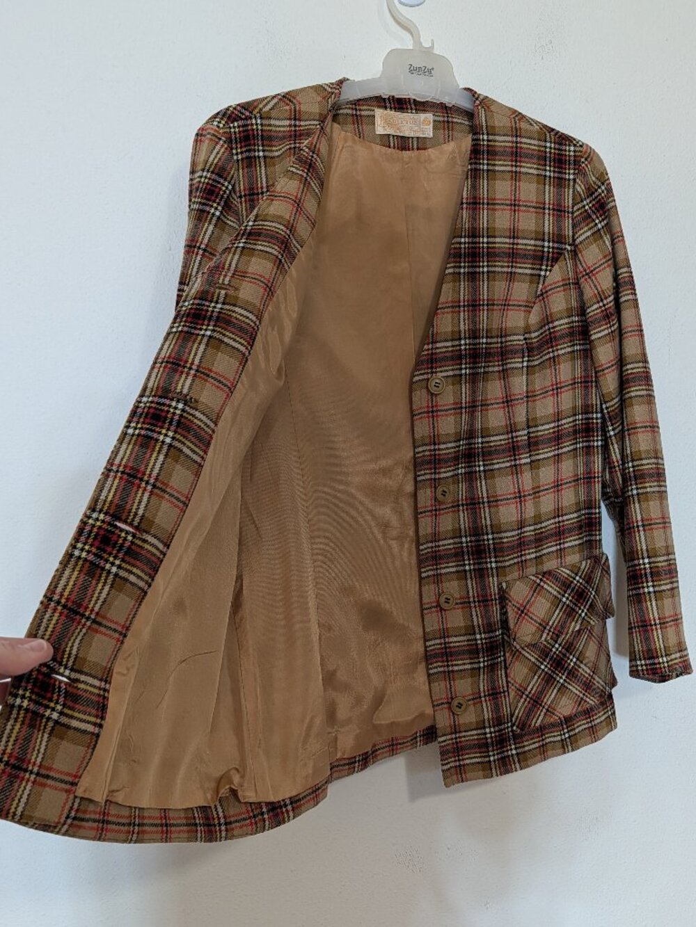 Vintage Pendleton 2-Piece Wool Pantsuit - Plaid - Contemporary Size Small - Picture 4 of 13
